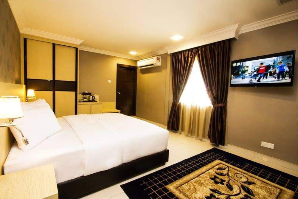 New Kesuma Villa Exclusive Stay Parit Raja Esterno foto