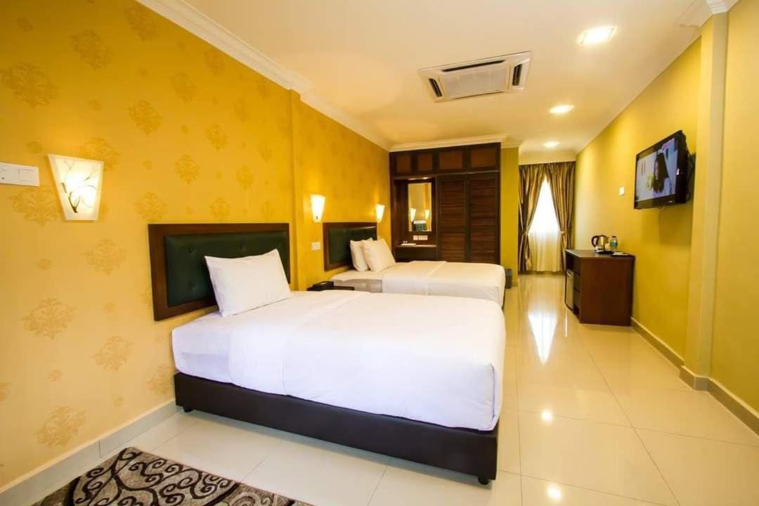 New Kesuma Villa Exclusive Stay Parit Raja Esterno foto